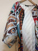 Load image into Gallery viewer, AARLI x MIMMIM Split Kimono
